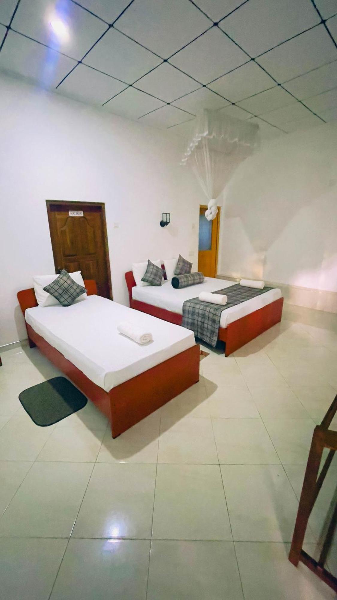 White Eagle Hotel Sigiriya Ngoại thất bức ảnh