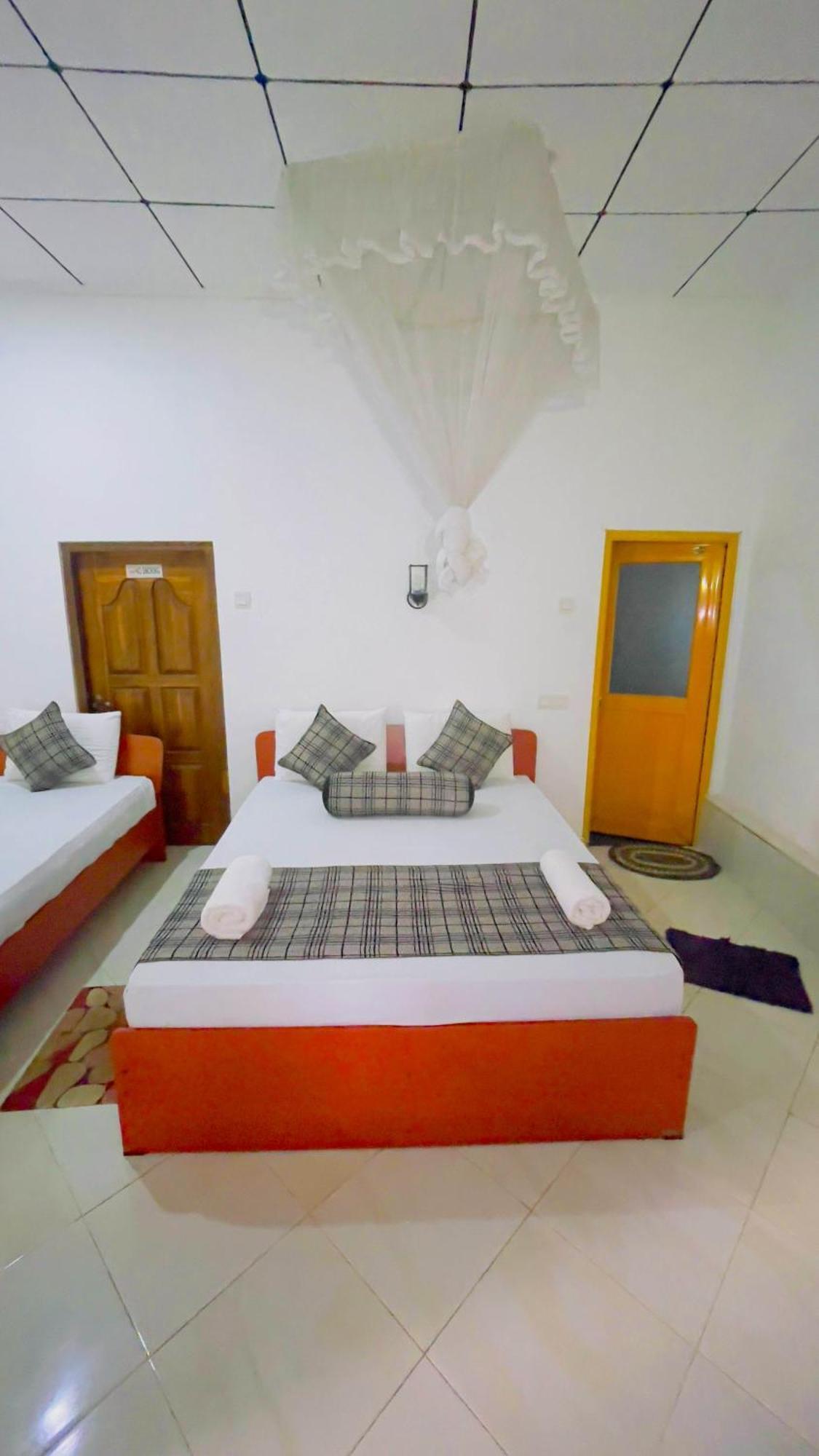 White Eagle Hotel Sigiriya Ngoại thất bức ảnh