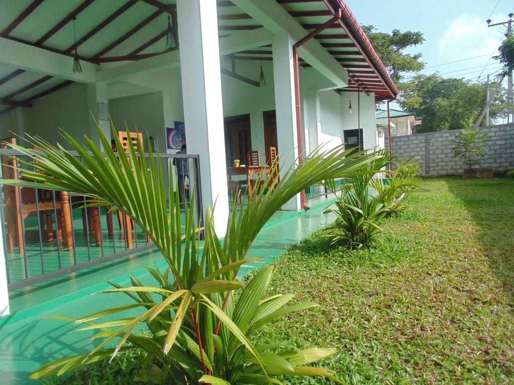 White Eagle Hotel Sigiriya Ngoại thất bức ảnh